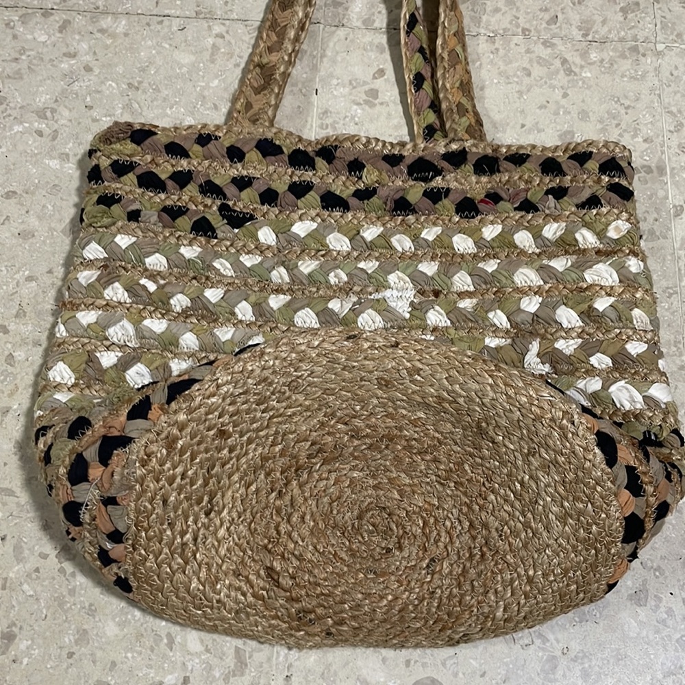 weaved basket summer tote - Picture 4 of 6